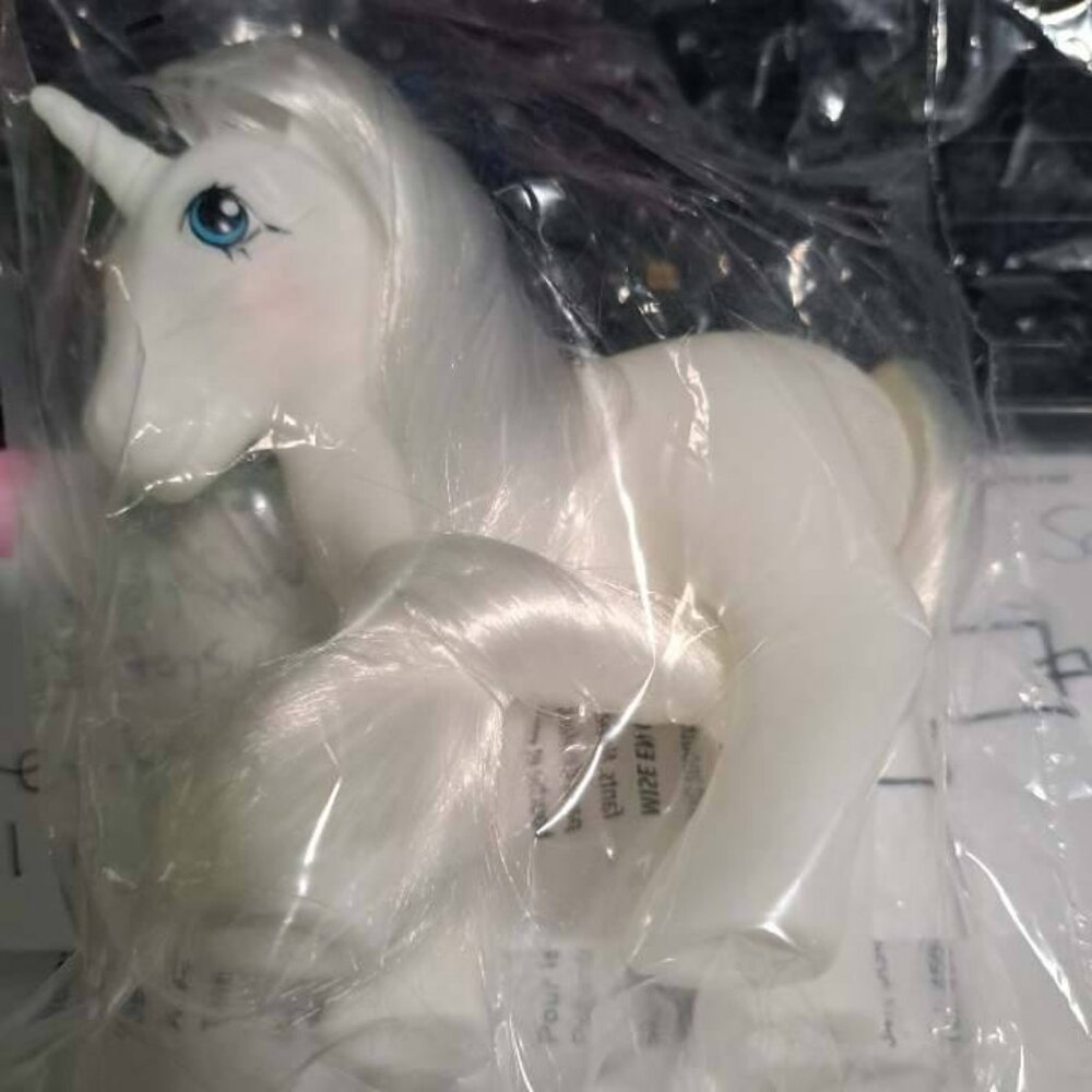 Winter blank white unicorn horse pony toy NIB NEW IN BAG HQG1C